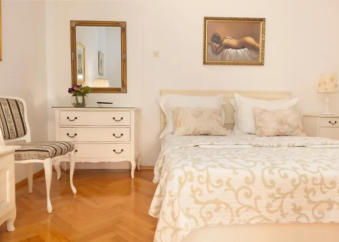 Bose Макарська